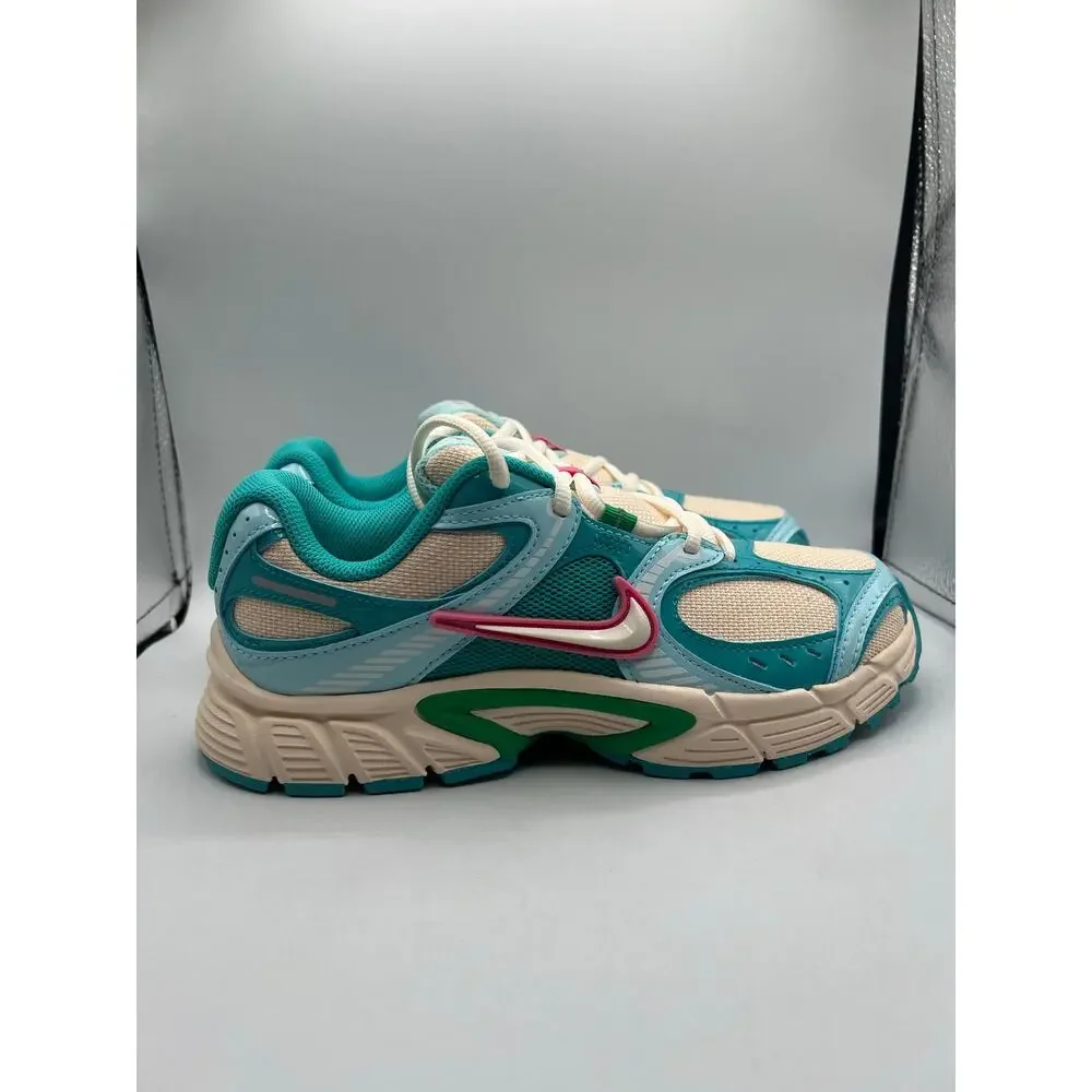 Nike V5 Runner “Guava Ice” size 7 women’s
